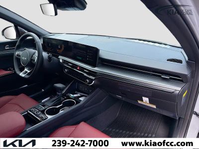 2026 Kia K5 — photo 13 view
