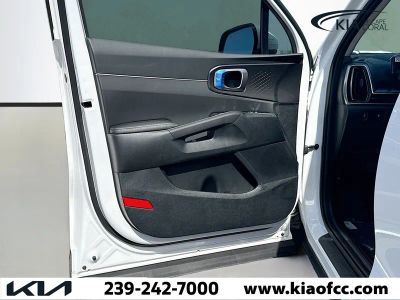 2026 Kia Sorento — photo 21 view