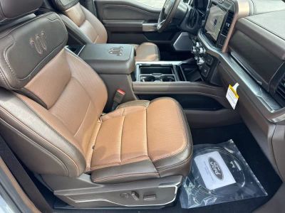 2026 Ford F-250SD — photo 13 view