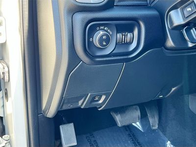 2022 Ram 3500 - Photo 10