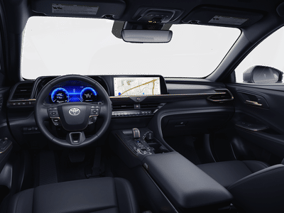 2026 Toyota Toyota Crown Signia - Photo 5