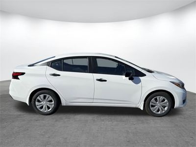 2025 Nissan Versa - Photo 3