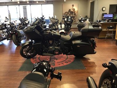 2025 Indian Motorcycle Pursuit Dark Horse 112 Black Smoke - Photo 8
