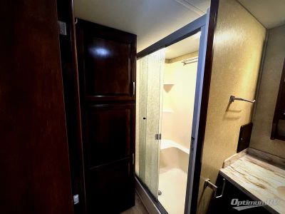 2016 DRV Mobile Suites — photo 15 view