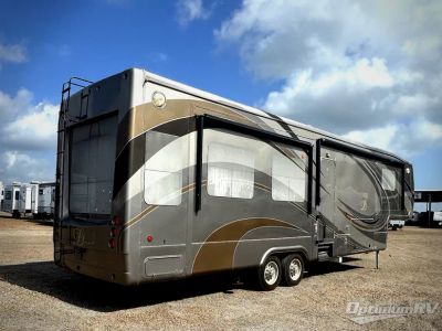 2016 DRV Mobile Suites — side profile view