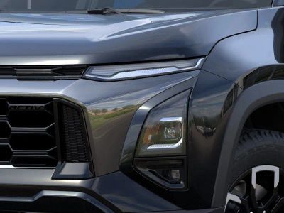 2026 Chevrolet Equinox — photo 10 view