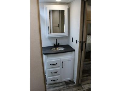 2022 Keystone Raptor - Photo 12