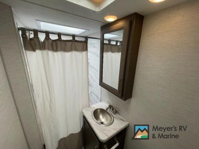 2026 Thor Motor Coach Chateau - Photo 23