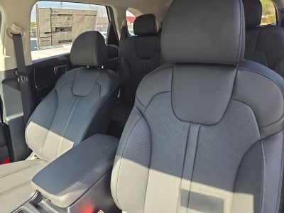 2026 Kia Sorento — photo 21 view