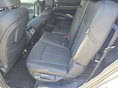 2026 Kia Sorento — photo 16 view