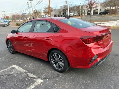 2023 Kia Forte LXS - Photo 6