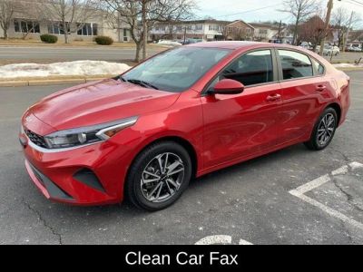 2023 Kia Forte LXS - Photo 9