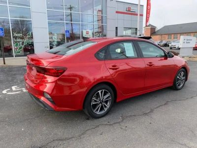 2023 Kia Forte LXS - Photo 4