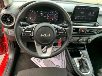 2023 Kia Forte LXS - Photo 15