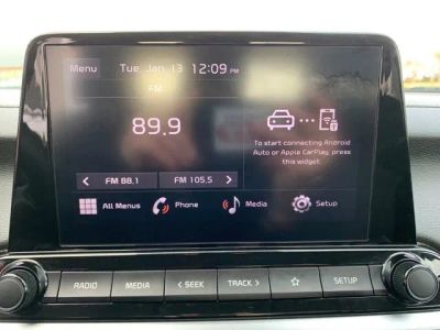 2023 Kia Forte LXS - Photo 21