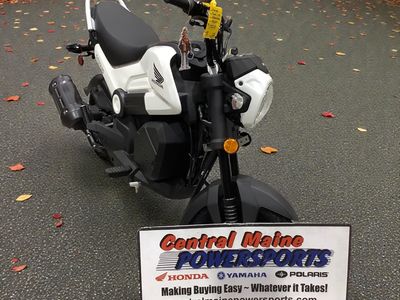2025 Honda Navi Base - Photo 4