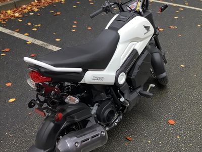 2025 Honda Navi Base - Photo 2