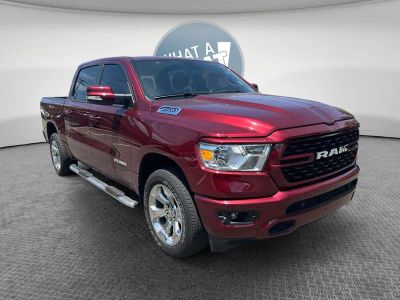 2022 RAM 1500 Big Horn Crew Cab 4x4 5'7' Box in Delmonico Red Pearlcoat — front three-quarter view