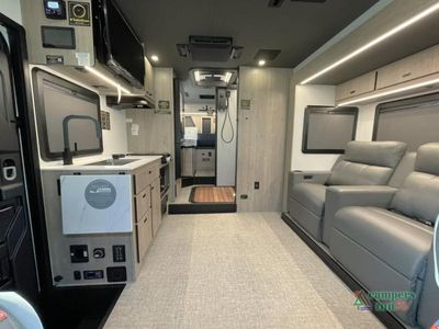 2026 Grand Design Lineage Series M - Photo 32