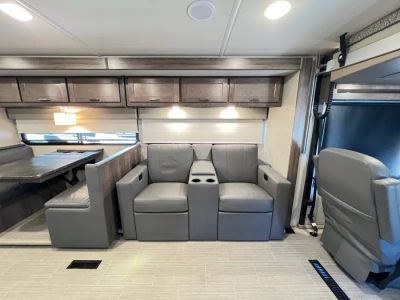 2022 Winnebago ADVENTURER - Photo 14