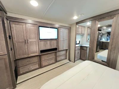 2022 Winnebago ADVENTURER - Photo 20
