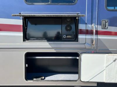 2022 Winnebago ADVENTURER - Photo 25