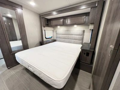 2022 Winnebago ADVENTURER - Photo 18
