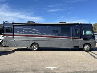 2022 Winnebago ADVENTURER - Photo 24