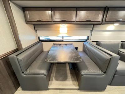 2022 Winnebago ADVENTURER - Photo 15