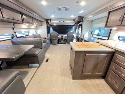 2022 Winnebago ADVENTURER - Photo 3