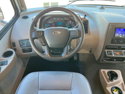 2022 Winnebago ADVENTURER - Photo 2
