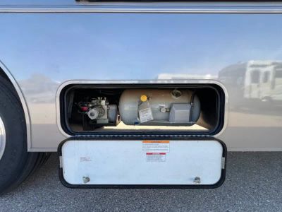2022 Winnebago ADVENTURER - Photo 30