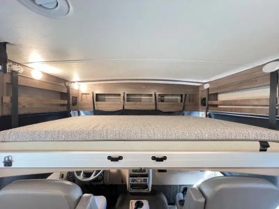 2022 Winnebago ADVENTURER - Photo 4