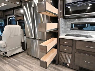 2023 Holiday Rambler NAVIGATOR - Photo 10