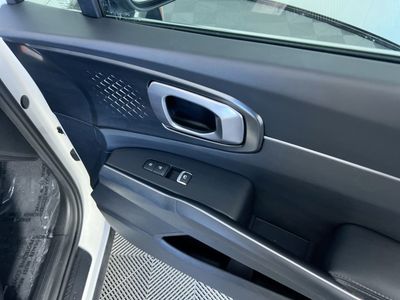 2021 Kia Sorento Hybrid - Photo 30