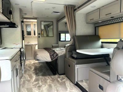 2023 Thor Motor Coach Quantum - Photo 14