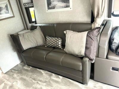 2023 Thor Motor Coach Quantum - Photo 16