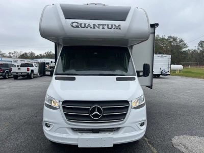 2023 Thor Motor Coach Quantum - Photo 4