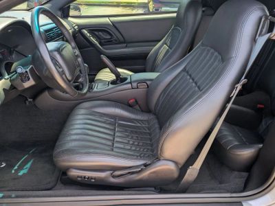 2002 Chevrolet Camaro - Photo 11