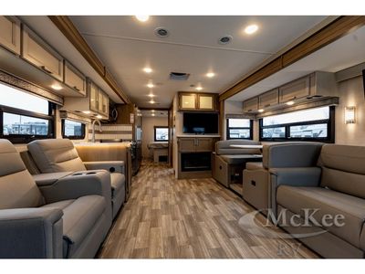 2026 Thor Motor Coach Luminate - Photo 3