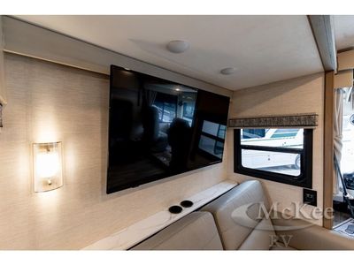 2026 Thor Motor Coach Luminate - Photo 12
