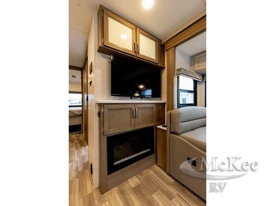 2026 Thor Motor Coach Luminate - Photo 13