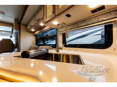 2026 Thor Motor Coach Luminate - Photo 15