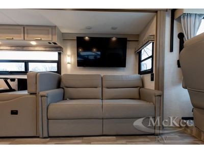 2026 Thor Motor Coach Luminate - Photo 10