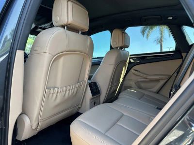 2021 Porsche Macan — photo 18 view