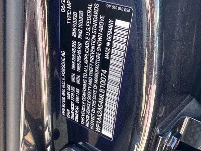 2021 Porsche Macan — photo 37 view