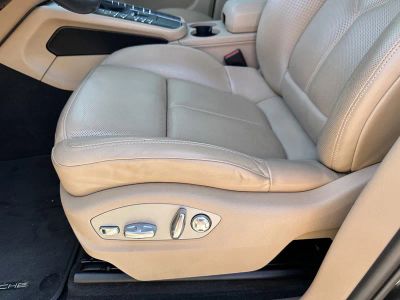 2021 Porsche Macan — photo 22 view
