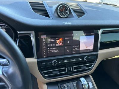 2021 Porsche Macan — photo 27 view