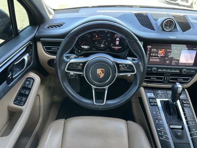 2021 Porsche Macan — photo 14 view