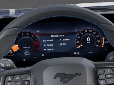 2026 Ford Mustang - Photo 13